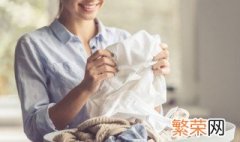 衣服上有松树油怎么能洗掉 衣服上有松树油怎样能洗掉