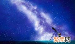 为什么夜晚仰望星空时会感觉繁星闪烁好像在眨眼 星星像在眨眼答案解析