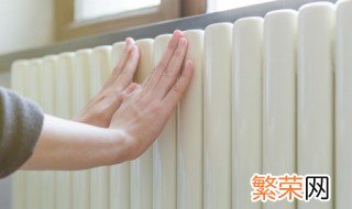 暖气片是烧电还是烧气管 暖气片是烧电还是烧气