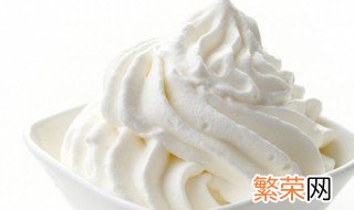 炼乳和淡奶油的区别有哪些 炼乳和淡奶油的区别有哪些好处