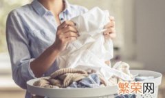 白色衣服放柜子怎么避免发黄 白色柜子如何避免发黄