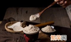 炒茯苓粉的作用及食用方法 炒茯苓粉的作用及食用方法视频