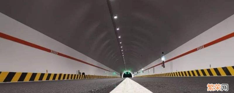 西秦岭隧道最长多少公里 西秦岭隧道有多少公里