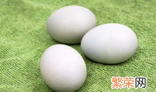 鸭蛋蛋清是绿色的能吃吗 鸭蛋蛋清是绿色的能不能吃