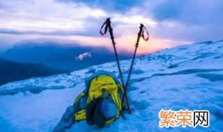 形容冬天登山很棒的句子 形容冬天登山很棒的句子英语