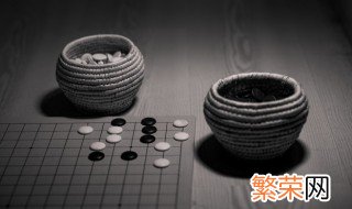 围棋是不是只能走直线 围棋只能横着与竖着走吗