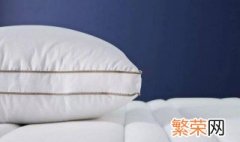 怎样选择枕头的高度 怎样选择枕头