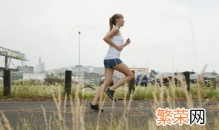 刚下完雨去跑步好吗 下雨后去跑步好吗