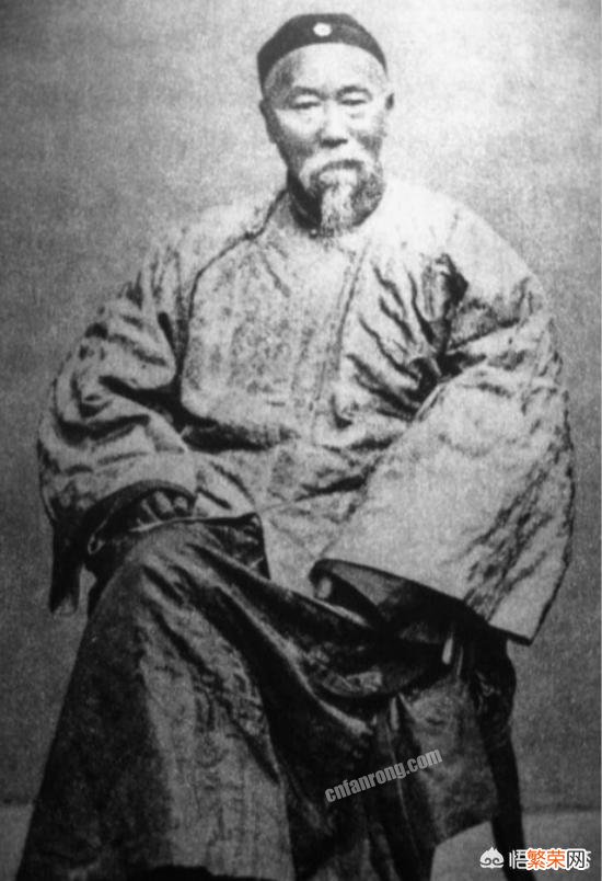 曾国藩、李鸿章、张之洞、左宗棠谁的官职最高?