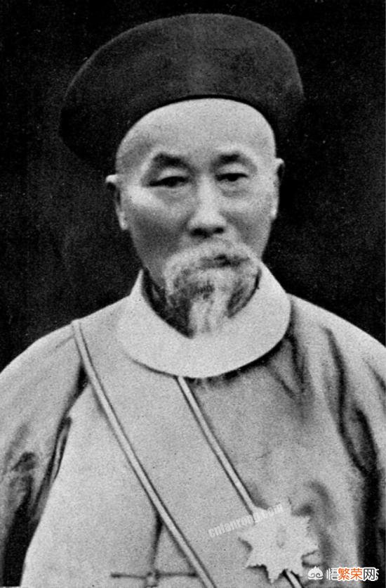 曾国藩、李鸿章、张之洞、左宗棠谁的官职最高?