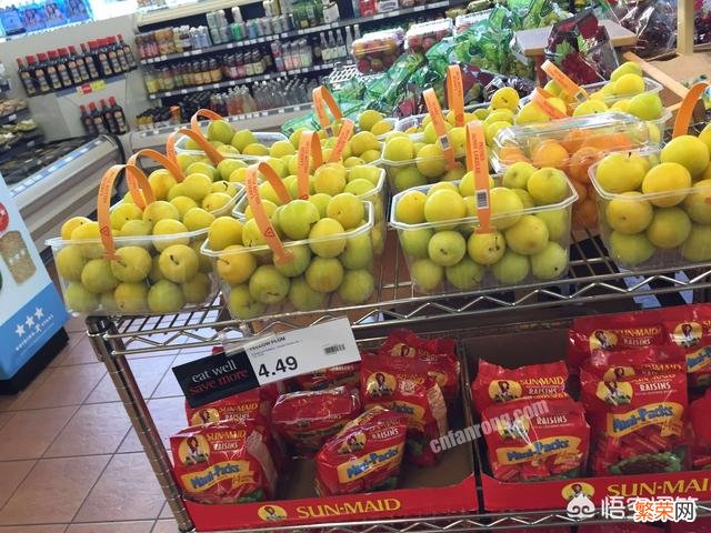 有人说水果生意越来越难做,你觉得夫妻店还有没有生存空间?该怎样做好?