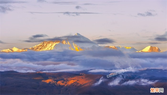珠穆朗玛峰是不是世界最高峰 珠穆朗玛峰是世界第一高峰吗