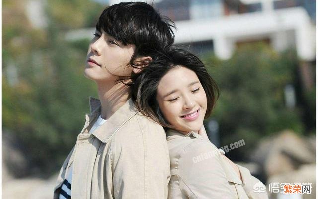 如何哄女朋友,说什么暖心的话。做些什么?