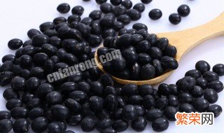 花椒山楂黑豆泡水喝的功效 黑豆泡水喝的功效