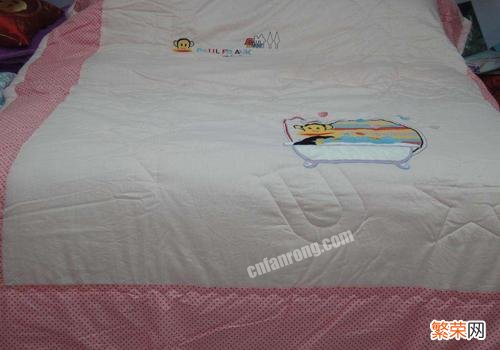 空调被和夏凉被的区别 空调被与夏凉被的区别