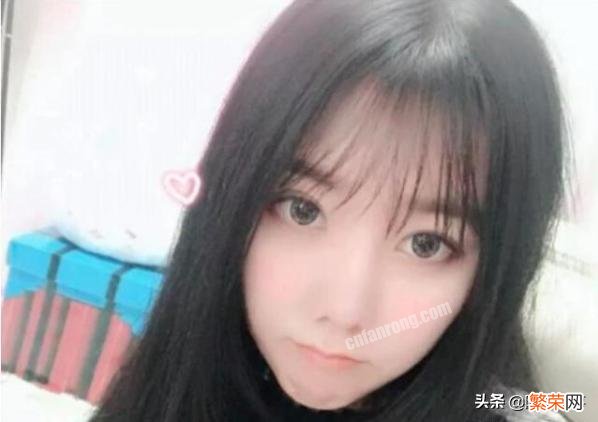 小团团全脸终于被网友揭底,之前在虎牙LOL平台,还被扒出有“黑历史”,如何点评?