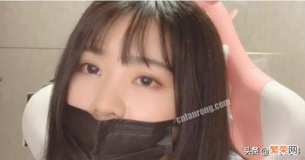 小团团全脸终于被网友揭底,之前在虎牙LOL平台,还被扒出有“黑历史”,如何点评?