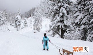 赞美冬天清理积雪的工作人员 赞美冬天清理积雪的工作人员的经典句子