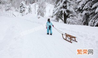 雪在车上不清理伤车吗 车上有雪需要及时除去吗