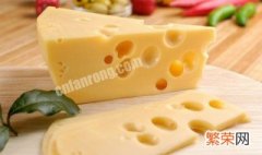 奶酪和什么一起吃比较好吃 奶酪的营养价值是什么
