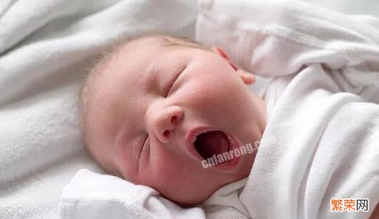 9个月的宝宝睡觉,嘴巴是张开好还是闭合好？