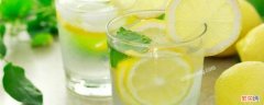 柠檬水怎么喝美白效果最好 柠檬水怎么喝