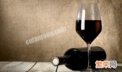葡萄酒二氧化硫能喝吗 葡萄酒二氧化硫可以饮用吗