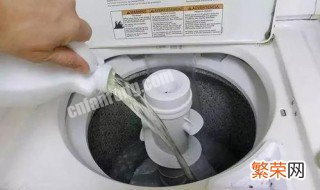 小苏打,白醋清洁洗衣机哪个先用?. 白醋和小苏打能清洁洗衣机吗