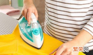 衣服晾晒时被衣架撑变形了怎么办