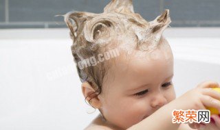 儿童洗头发最好的方法 如何给孩子洗头发