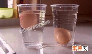 怎么让鸡蛋在水里浮起来 加入盐鸡蛋即可浮起来