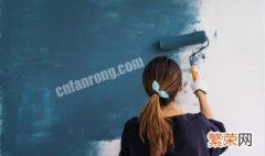 3种方法教你墙壁上的油漆怎么去除 3种方法教你墙壁上的油漆怎么去除呢