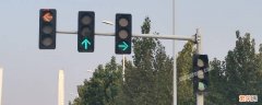 绿色的信号灯是什么意思 一个绿色的灯光信号灯