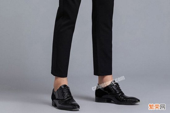 结婚西装可以穿九分裤吗