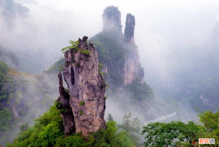 铜仁有什么好玩的景区 贵州铜仁旅游十大景点排名