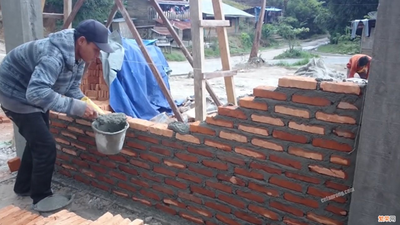 砌一平方米24厚的墙用砖数量分析 一平方24墙多少块砖