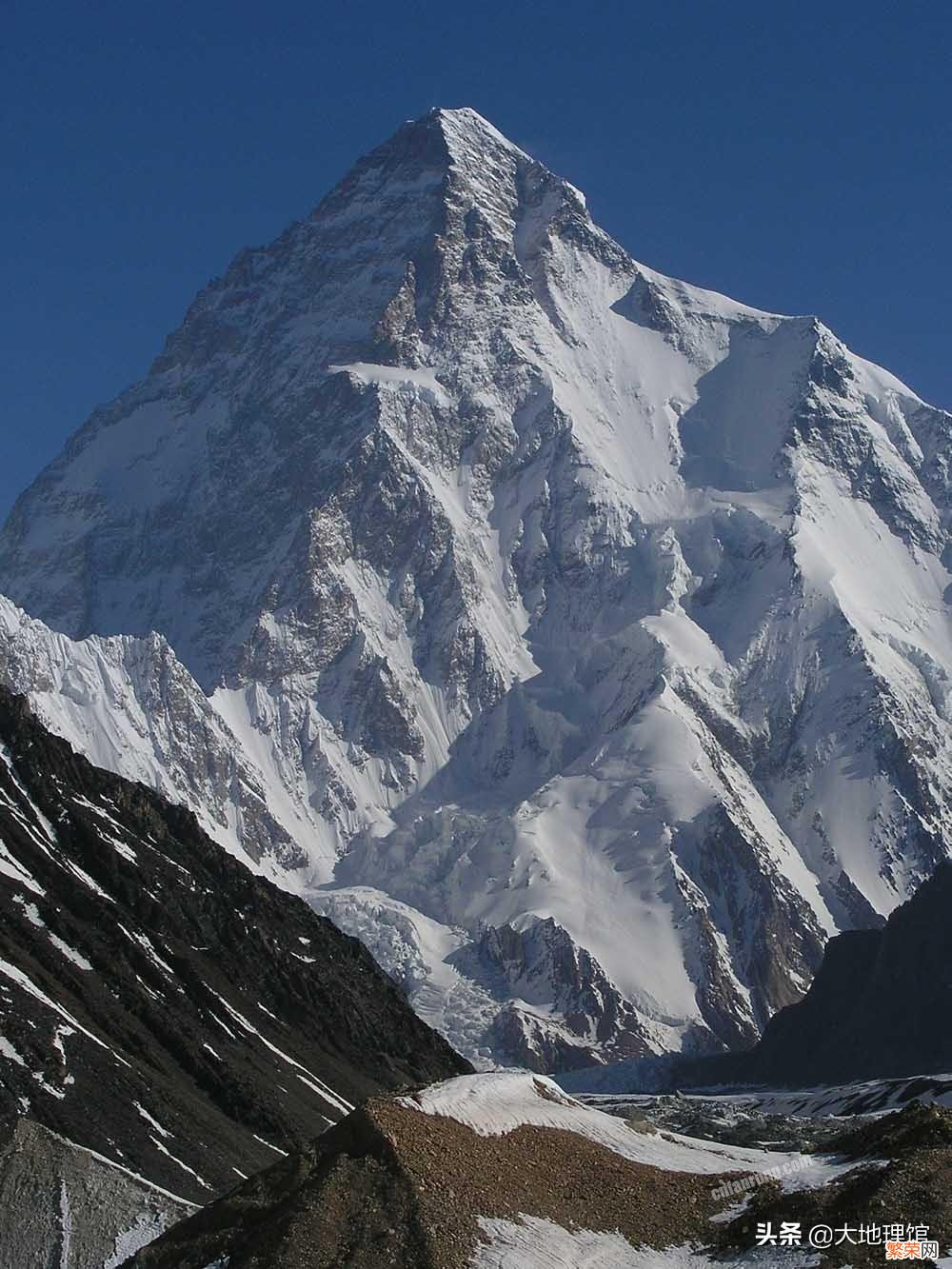 世界第二高峰是什么峰？攀登死亡率也大大高于珠峰