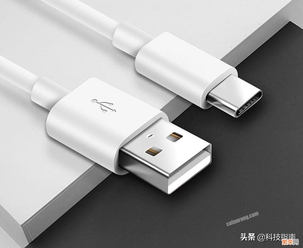 usb-c接口什么意思？附：USB-C和TYPE-C的区别详解