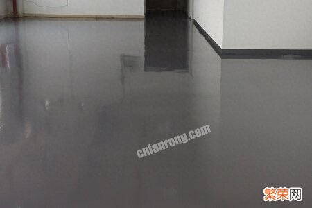 地面自流平施工操作步骤 地面自流平怎样做