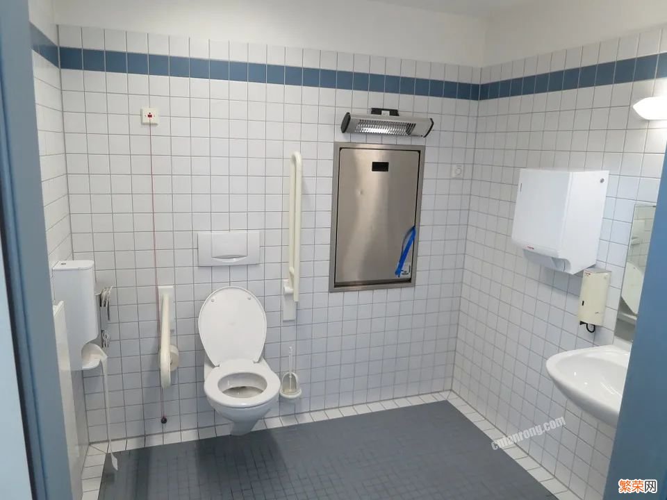 壁挂式马桶利弊分析 墙排马桶的优点和缺点