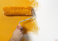 刮完腻子墙面发黄解决方法 仿瓷涂料墙面翻新泛黄怎么办