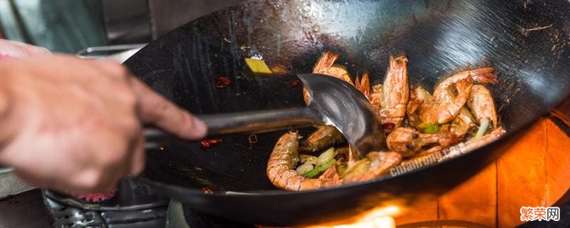 生铁锅和熟铁锅哪个健康铸铁锅好 生铁锅和熟铁锅哪个健康